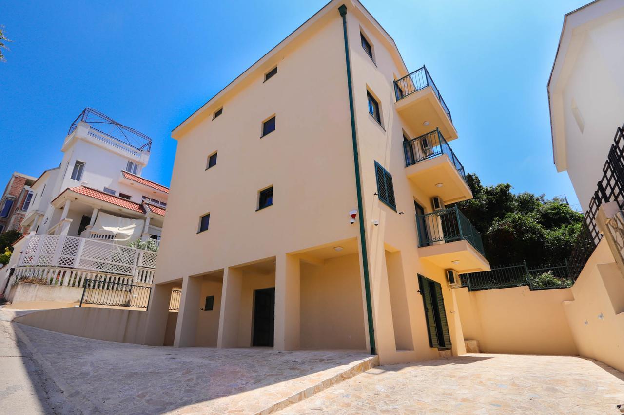 El Mar Apartments Bar Ngoại thất bức ảnh